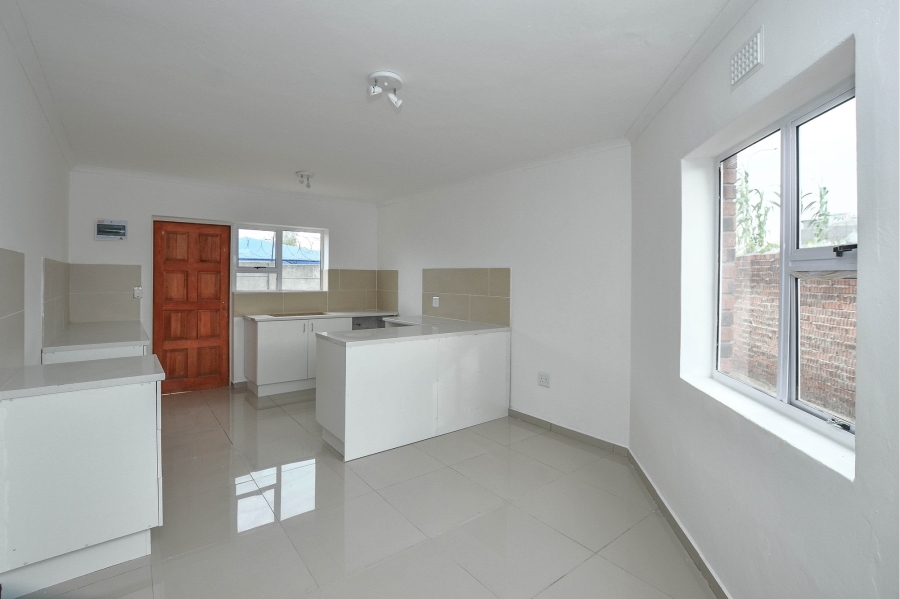 22 Bedroom Property for Sale in Oakdale Western Cape